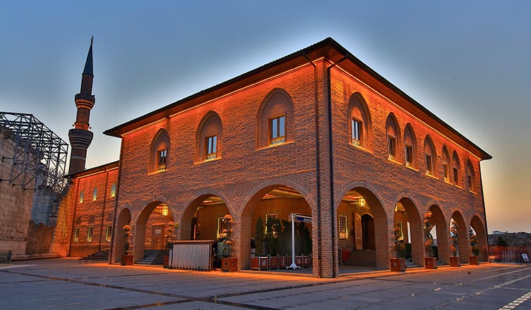 II. Murad Han ve Hacı Bayram Velî