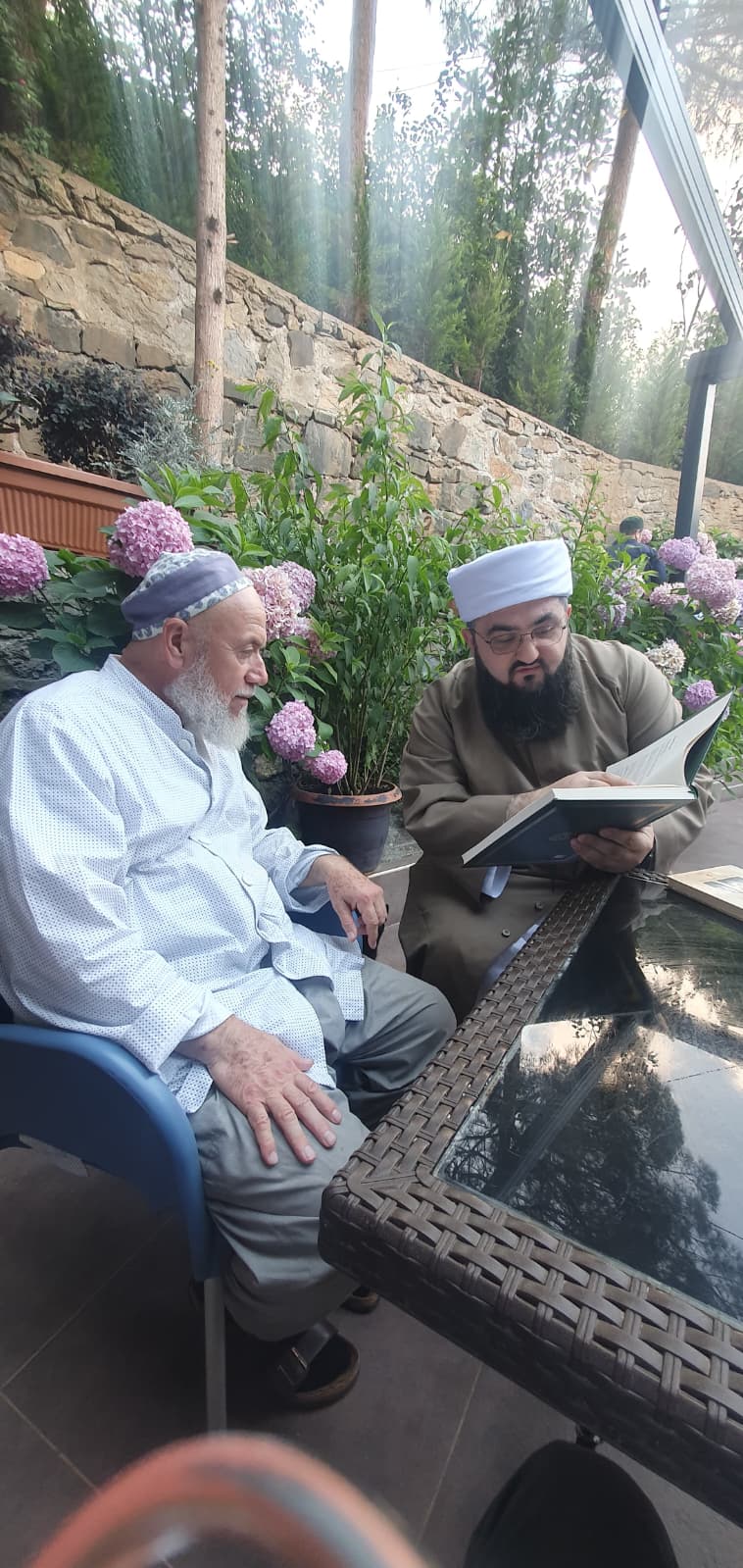 Şeyh Mehmed Adil Hakkanî Efendi Hazretleri ile.